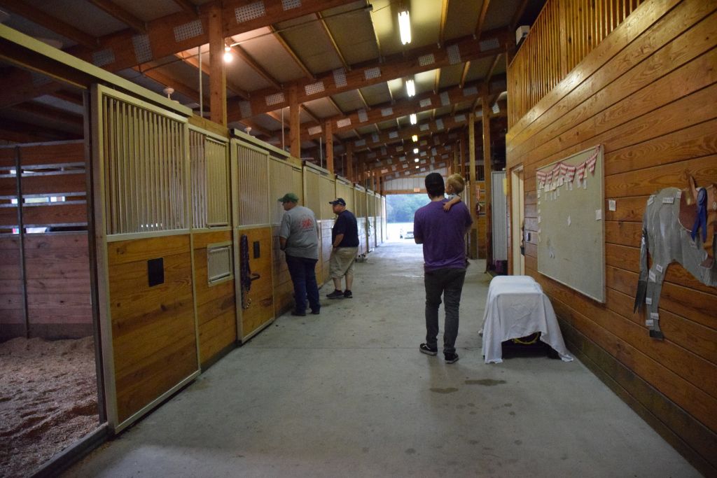 riddle center barn event 10-19 175 (1024x683).jpg